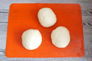 Рогалики с сыром из дрожжевого теста