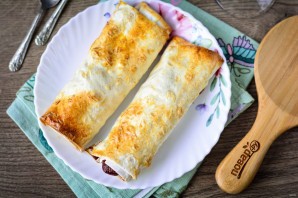 Рулет из лаваша с вареньем