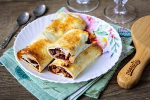 Рулет из лаваша с вареньем