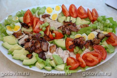 Салат Кобб с курицей