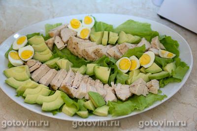 Салат Кобб с курицей