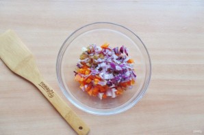 Салат с бужениной и грибами