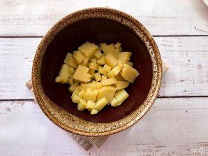 Салат с языком и кукурузой