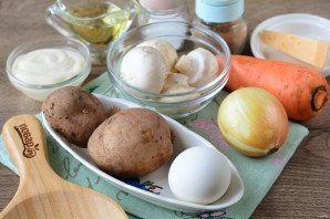 Слоеный салат "Наполеон"