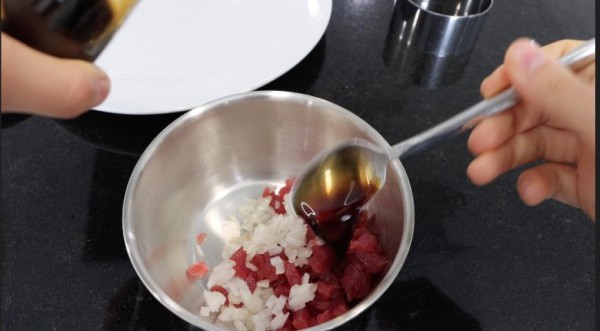 Тартар из тунца с авокадо - отличная закуска из рыбы за 10 минут, пошаговый рецепт с фото