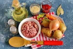 Томатный суп с рисом и фрикадельками