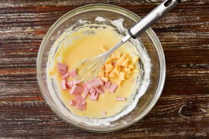 Венские вафли с колбасой и сыром Венские вафли с колбасой и сыром