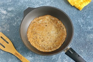 Закусочные рулетики из блинов