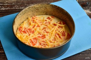 Заливной пирог с помидорами и сыром