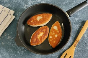 Жареные пирожки с картошкой