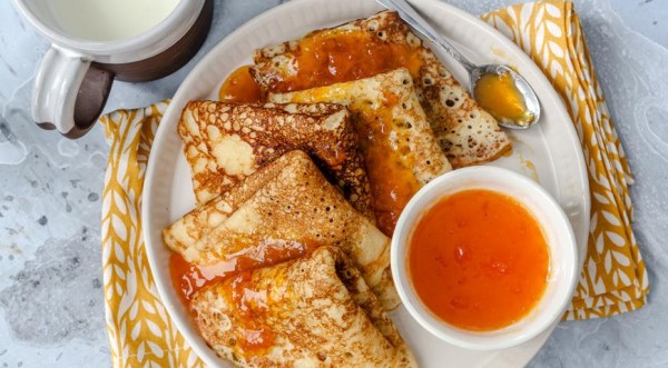 Блины дрожжевые на молоке, пошаговый рецепт с фото Блины дрожжевые на молоке, пошаговый рецепт с фото