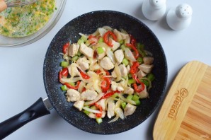 Фриттата с курицей