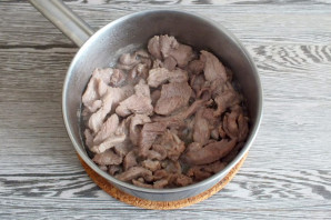 Индейка с сельдереем и морковью