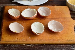 Яйца жареные в скорлупе Яйца жареные в скорлупе