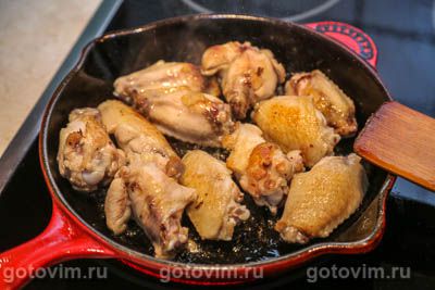 Куриные крылышки в соусе пири-пири Куриные крылышки в соусе пири-пири