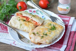 Лаваш с курицей и помидорами