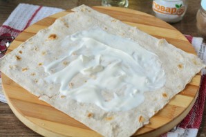 Лаваш с курицей и помидорами