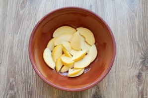 Мясо запеченное с фруктами