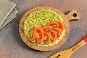 Овсяноблин с авокадо