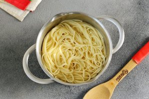 Паста с фаршем и баклажанами