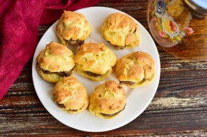 Профитроли с куриной печенью