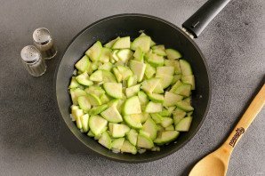 Ризотто с креветками и цукини