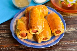 Рулетики с сосисками