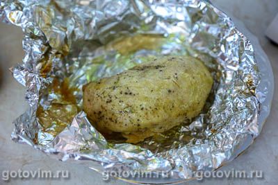 Салат из курицы с черносливом и сельдереем