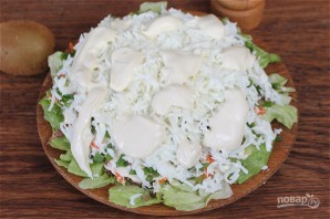 Салат с говядиной и киви