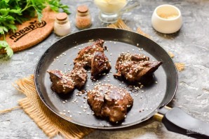 Салат с грейпфрутом и печенью