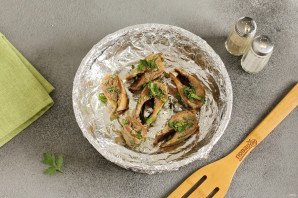 Сельдь на пару в мультиварке