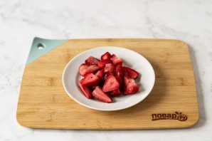 Смузи из клубники и консервированного ананаса Смузи из клубники и консервированного ананаса