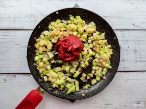 Суп с чечевицей и кабачком