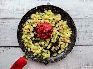 Суп с чечевицей и кабачком