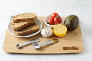 Тосты с авокадо