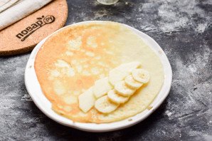 Блинчики с яблоком и бананом