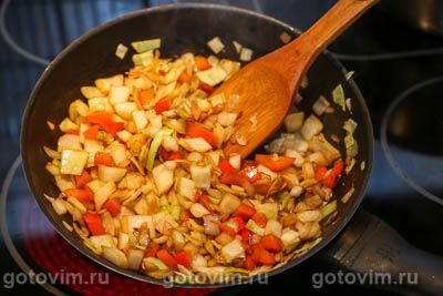 Бульон говяжий с овощными клецками