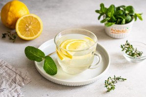 Чай с чабрецом и мятой Чай с чабрецом и мятой