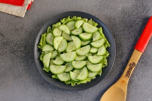 Диетический салат с консервированным тунцом