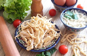 Домашняя лапша для лагмана