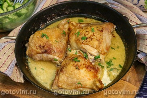 Куриные бедра с горчицей и сливками