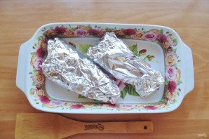 Морской окунь в духовке с лимоном