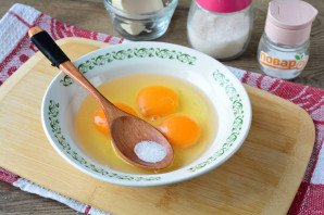 Омлет с бананом и сыром