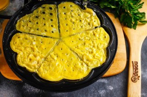 Омлет в вафельнице