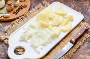 Овощное рагу с кабачками и тушенкой Овощное рагу с кабачками и тушенкой