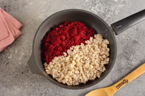 Перловая каша со свеклой