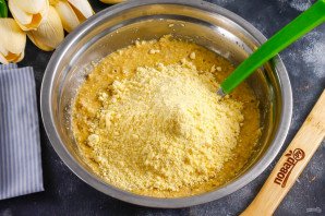 Песочный торт с орехами