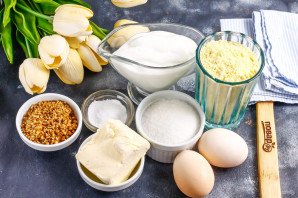 Песочный торт с орехами