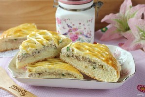 Пирог с курицей в соусе "Бешамель"