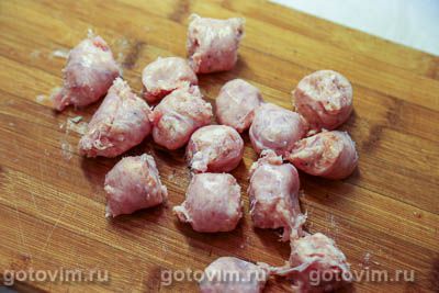 Рис с жареными колбасками и овощами Рис с жареными колбасками и овощами